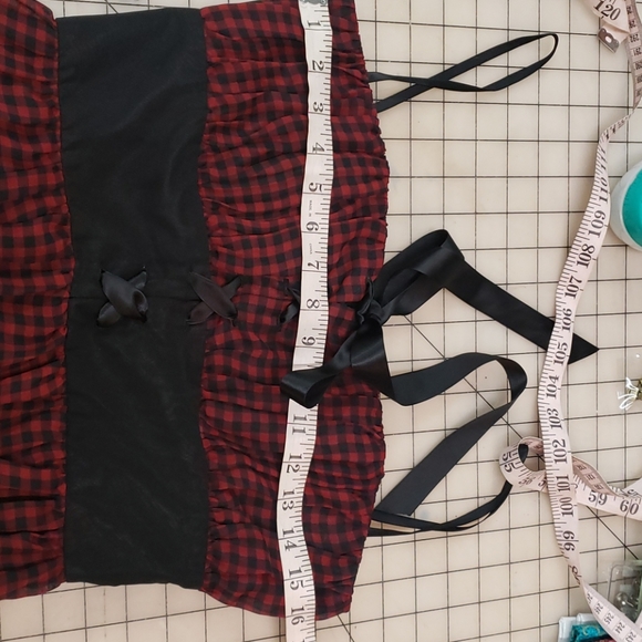 Red and black checkered dress - Picture 9 of 12